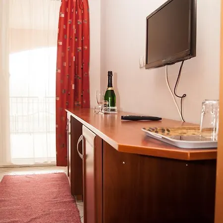 Korona Bed & Breakfast